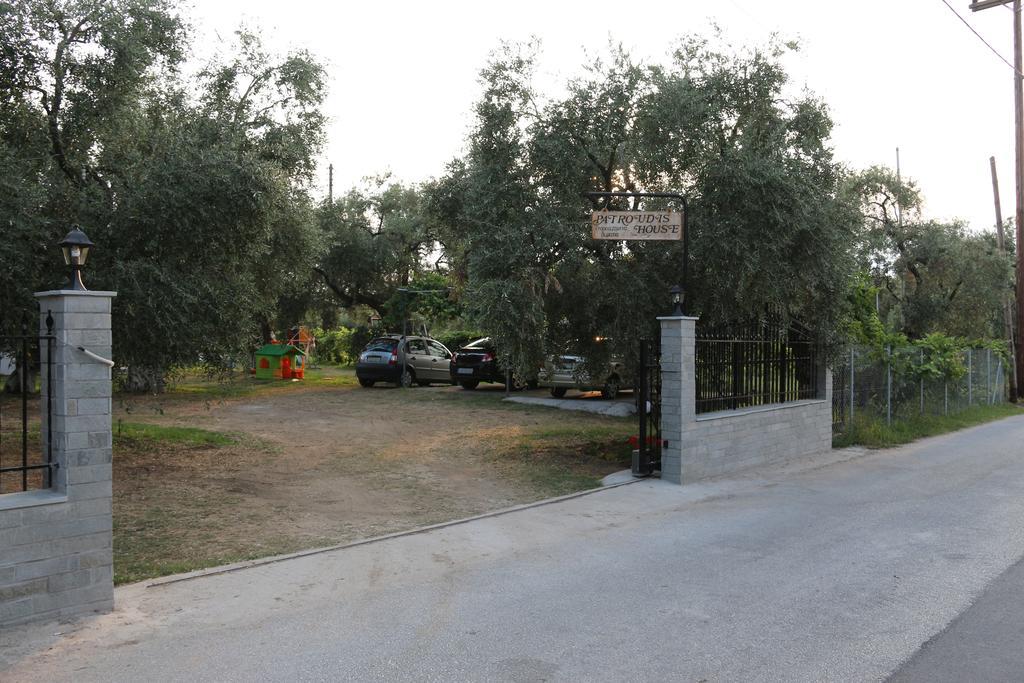 Patroudis House Apartment Skala Rachoni  ภายนอก รูปภาพ